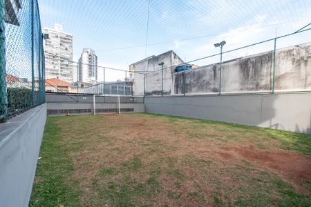 Apartamento à venda com 80m², 3 quartos e 2 vagas Apartamento à venda com 80m², 3 quartos e 2 vagasCampo de futebol