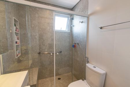 Apartamento à venda com 80m², 3 quartos e 2 vagas Apartamento à venda com 80m², 3 quartos e 2 vagasBanheiro da suíte