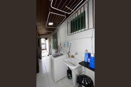 Apartamento à venda com 130m², 3 quartos e 1 vagaÁrea de Serviço