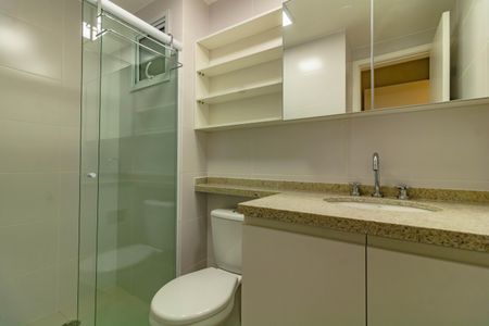 Apartamento para alugar com 65m², 2 quartos e 2 vagasBanheiro Social