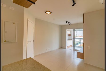 Sala de apartamento para alugar com 2 quartos, 65m² em Vila Alexandria, São Paulo
