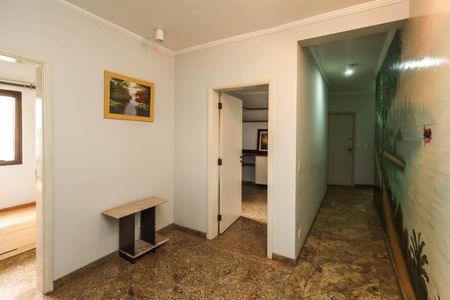 Apartamento para alugar com 560m², 4 quartos e 5 vagas Apartamento para alugar com 560m², 4 quartos e 5 vagasQuarto de Serviço