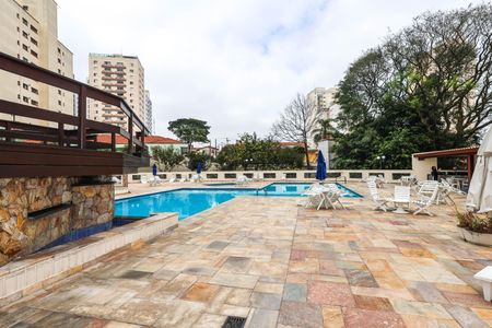 Apartamento para alugar com 560m², 4 quartos e 5 vagas Apartamento para alugar com 560m², 4 quartos e 5 vagasÁrea Comum