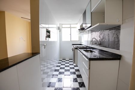Apartamento para alugar com 70m², 2 quartos e 1 vagaCozinha e Área de Serviço