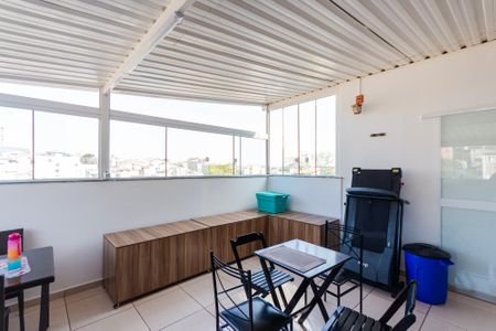 Apartamento à venda com 100m², 3 quartos e 1 vagaÁrea de Serviço