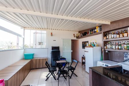 Apartamento à venda com 100m², 3 quartos e 1 vagaÁrea de Serviço