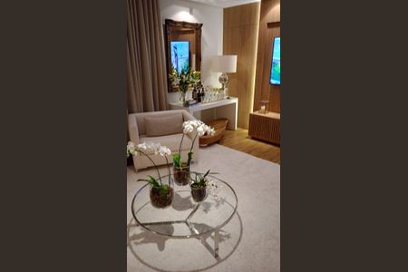 Apartamento à venda com 1 quarto, 72m² em Cambuí, Campinas