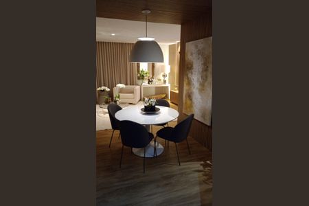 Apartamento à venda com 1 quarto, 72m² em Cambuí, Campinas