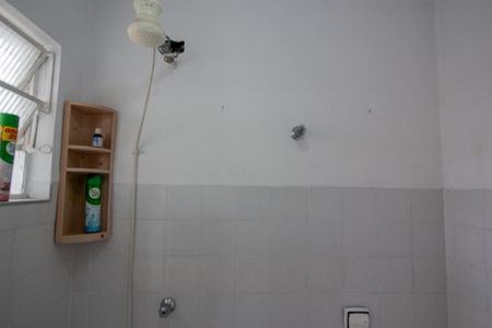 Casa à venda com 301m², 5 quartos e 3 vagasBanheiro de Serviço