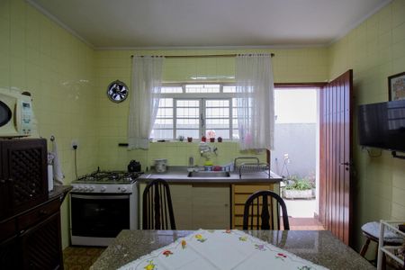 Casa à venda com 301m², 5 quartos e 3 vagasCozinha