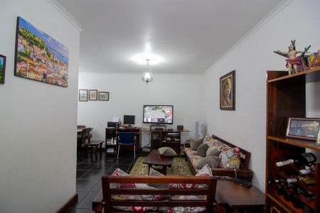 Casa à venda com 301m², 5 quartos e 3 vagasSala de Estar