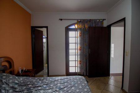 Casa à venda com 301m², 5 quartos e 3 vagasEdícula - Suíte 1