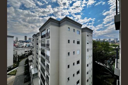 Apartamento para alugar com 108m², 3 quartos e 2 vagas Apartamento para alugar com 108m², 3 quartos e 2 vagasVista
