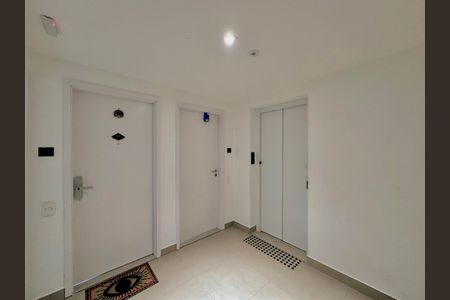 Apartamento para alugar com 108m², 3 quartos e 2 vagas Apartamento para alugar com 108m², 3 quartos e 2 vagasHall Apartamento