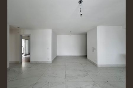 Apartamento para alugar com 108m², 3 quartos e 2 vagas Apartamento para alugar com 108m², 3 quartos e 2 vagasSala