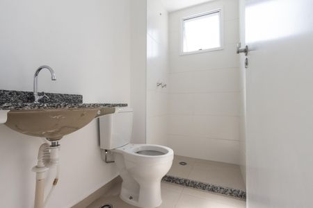 Apartamento à venda com 40m², 2 quartos e sem vaga Apartamento à venda com 40m², 2 quartos e sem vagaBanheiro