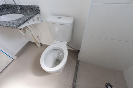 Apartamento à venda com 40m², 2 quartos e sem vaga Apartamento à venda com 40m², 2 quartos e sem vagaBanheiro