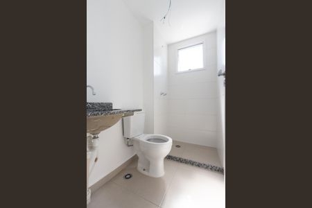 Apartamento à venda com 40m², 2 quartos e sem vaga Apartamento à venda com 40m², 2 quartos e sem vagaBanheiro