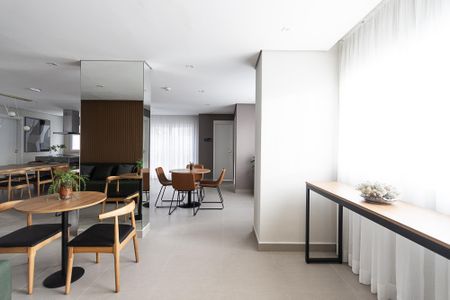 Apartamento à venda com 40m², 2 quartos e sem vagaÁrea comum - Salão de festas