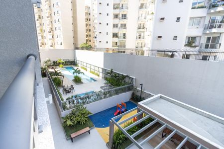 Apartamento à venda com 40m², 1 quarto e sem vagaSacada/Sala