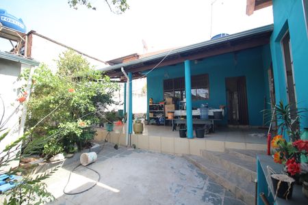 Casa à venda com 360m², 3 quartos e 3 vagasQuintal