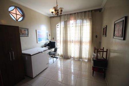 Sala 1 de casa à venda com 3 quartos, 360m² em Pindorama, Belo Horizonte