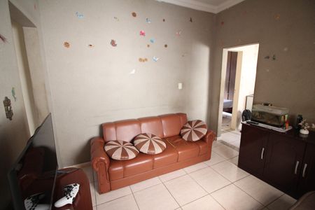 Casa à venda com 360m², 3 quartos e 3 vagasSala 2