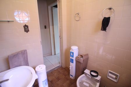 Casa à venda com 360m², 3 quartos e 3 vagasBanheiro 1