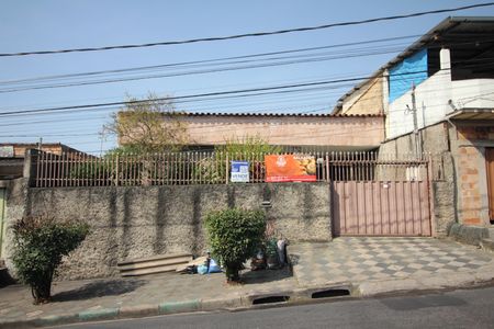 Casa à venda com 360m², 3 quartos e 3 vagasFachada / Plaquinha