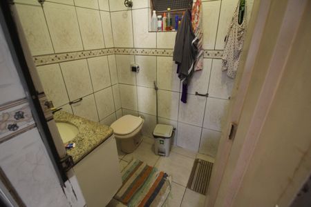 Casa à venda com 360m², 3 quartos e 3 vagasBanheiro 2