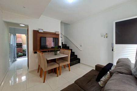 Sala de casa de condomínio à venda com 2 quartos, 60m² em Canto do Forte, Praia Grande