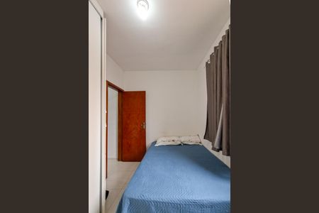 Casa de condomínio à venda com 60m², 2 quartos e 1 vagaQuarto 2