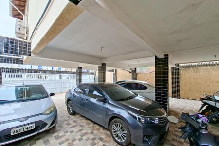Casa de condomínio à venda com 60m², 2 quartos e 1 vagaGaragem