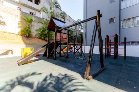 Apartamento para alugar com 56m², 2 quartos e 1 vaga Apartamento para alugar com 56m², 2 quartos e 1 vagaÁrea comum - Playground