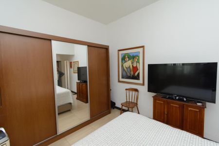 Casa à venda com 385m², 3 quartos e 3 vagasQuarto 3