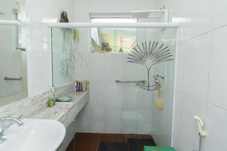 Casa à venda com 385m², 3 quartos e 3 vagasBanheiro Social