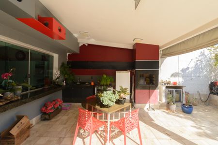 Casa à venda com 385m², 3 quartos e 3 vagasEspaço Gourmet