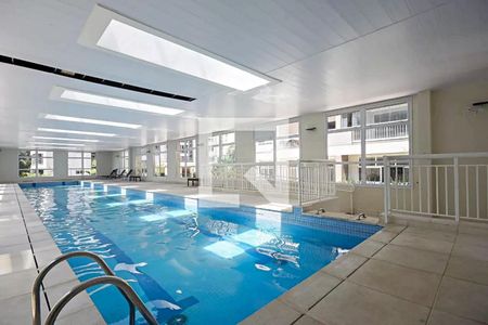 Apartamento à venda com 56m², 2 quartos e 1 vagaÁrea comum - Piscina