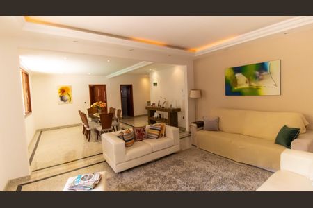 Sala de casa de condomínio à venda com 4 quartos, 100m² em Badu, Niterói