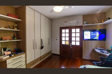 Casa de condomínio à venda com 100m², 4 quartos e sem vagaQuarto 3