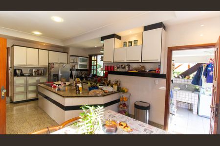 Casa de condomínio à venda com 100m², 4 quartos e sem vagaCozinha