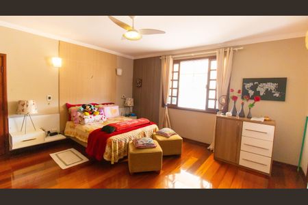 Casa de condomínio à venda com 100m², 4 quartos e sem vagaSuite