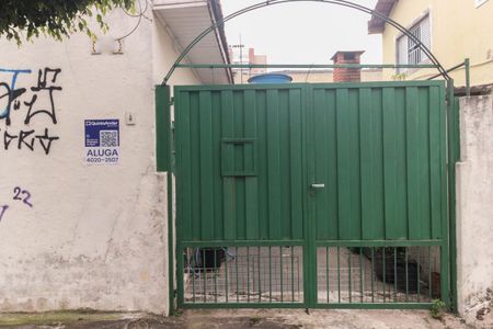 Fachada de casa para alugar com 1 quarto, 64m² em Vila Carrão, São Paulo