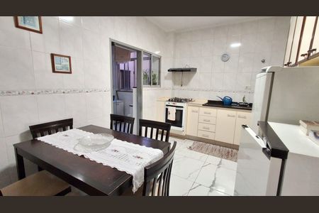 Apartamento à venda com 72m², 2 quartos e 1 vaga Apartamento à venda com 72m², 2 quartos e 1 vagaCozinha