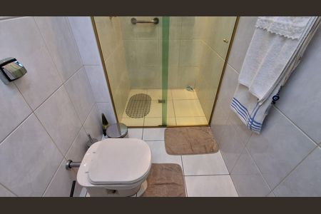 Apartamento à venda com 72m², 2 quartos e 1 vaga Apartamento à venda com 72m², 2 quartos e 1 vagaBanheiro