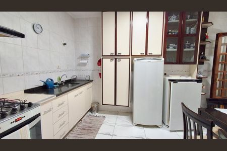 Apartamento à venda com 72m², 2 quartos e 1 vaga Apartamento à venda com 72m², 2 quartos e 1 vagaCozinha