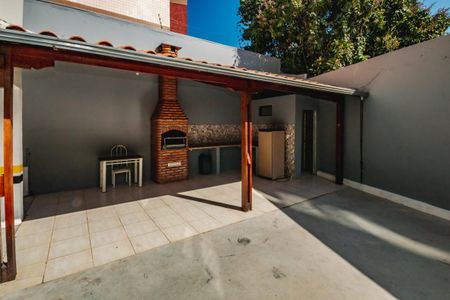 Apartamento à venda com 180m², 3 quartos e 4 vagasÁrea comum - Churrasqueira