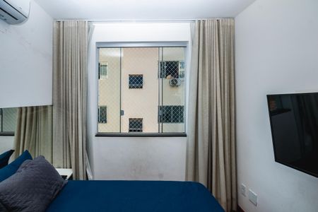 Apartamento à venda com 180m², 3 quartos e 4 vagasSuíte 