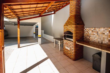 Apartamento à venda com 180m², 3 quartos e 4 vagasÁrea comum - Churrasqueira