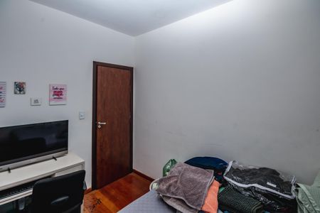 Apartamento à venda com 180m², 3 quartos e 4 vagasQuarto 2